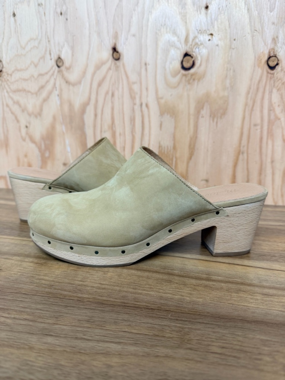 Madewell Nubuck Leather Clog Mules Tan Wooden Heel Size 8.5 - Picture 4 of 9